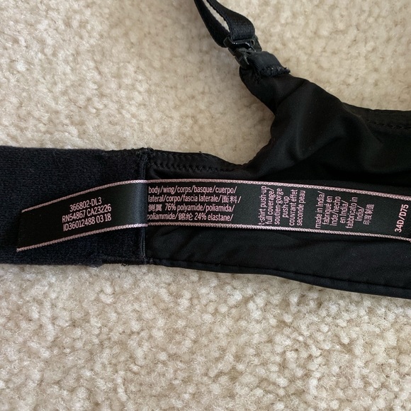 Victoria’s Secret Push-Up Bra - Picture 7 of 8